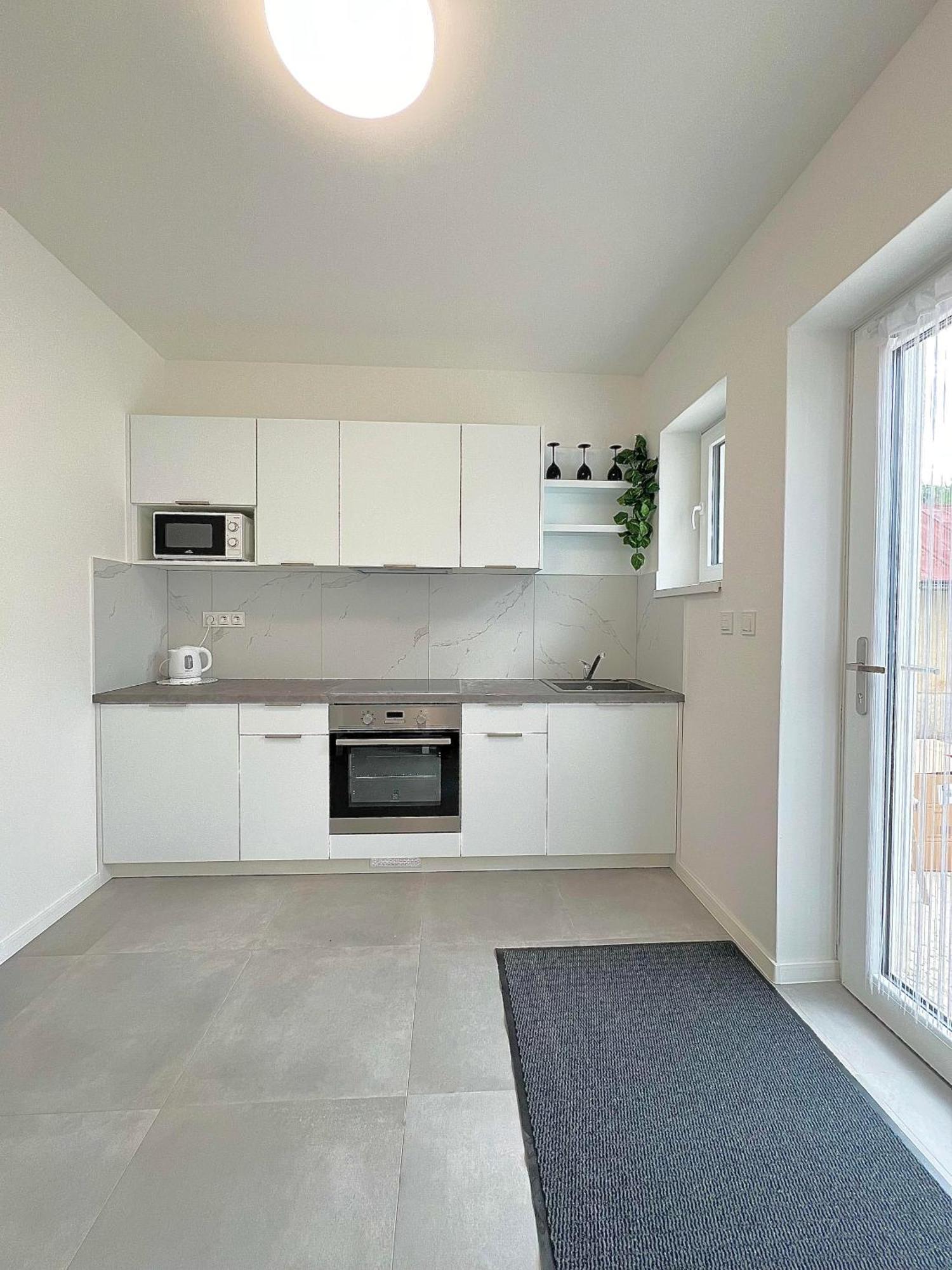 2 Moderne Apartmany 19 A 95 V Sukromi V Centre Mesta Turcianske Teplice Bagian luar foto